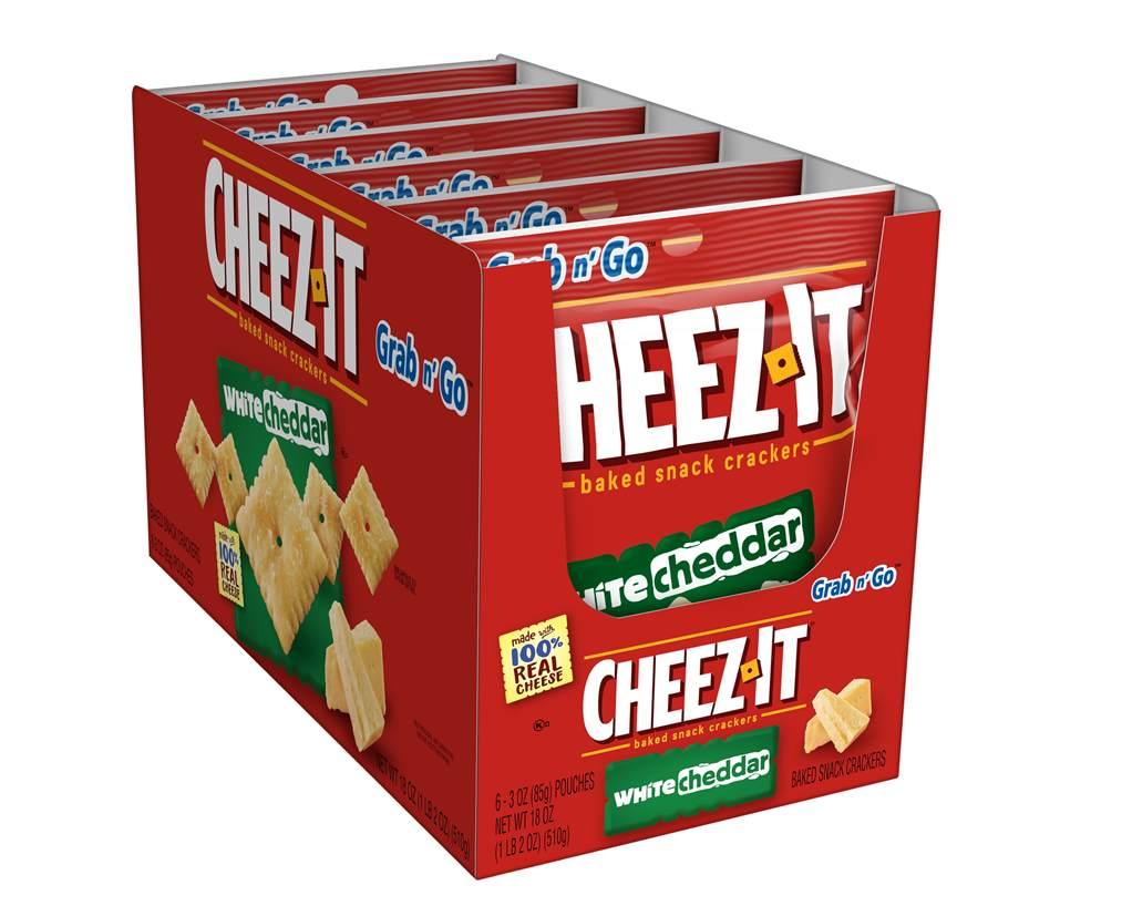 Cheez-It’s White Cheddar Grab n' Go Baked Snack Crackers Bags - CandyFavorites
