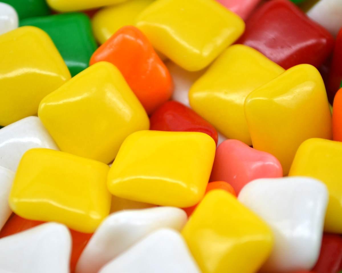 Dubble Bubble Chiclets Assorted Chewing Gum – Bulk Bag, 1LB To 5LB, American Classic Candy
