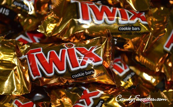 Twix Mini Candy Bars - CandyFavorites