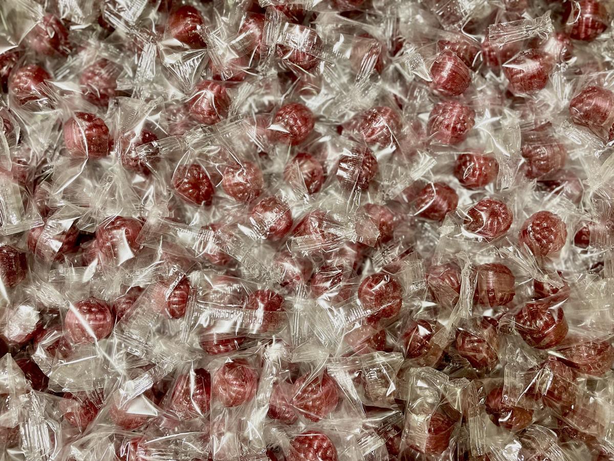 Raspberry Flavored Candy – Candy Favorites