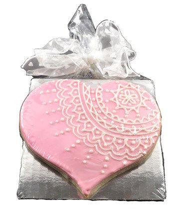 Gourmet Pink Heart Cookie Party Favor - CandyFavorites