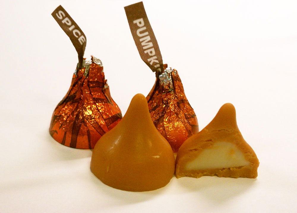 Hershey's Kisses Pumpkin Spice Bag - CandyFavorites