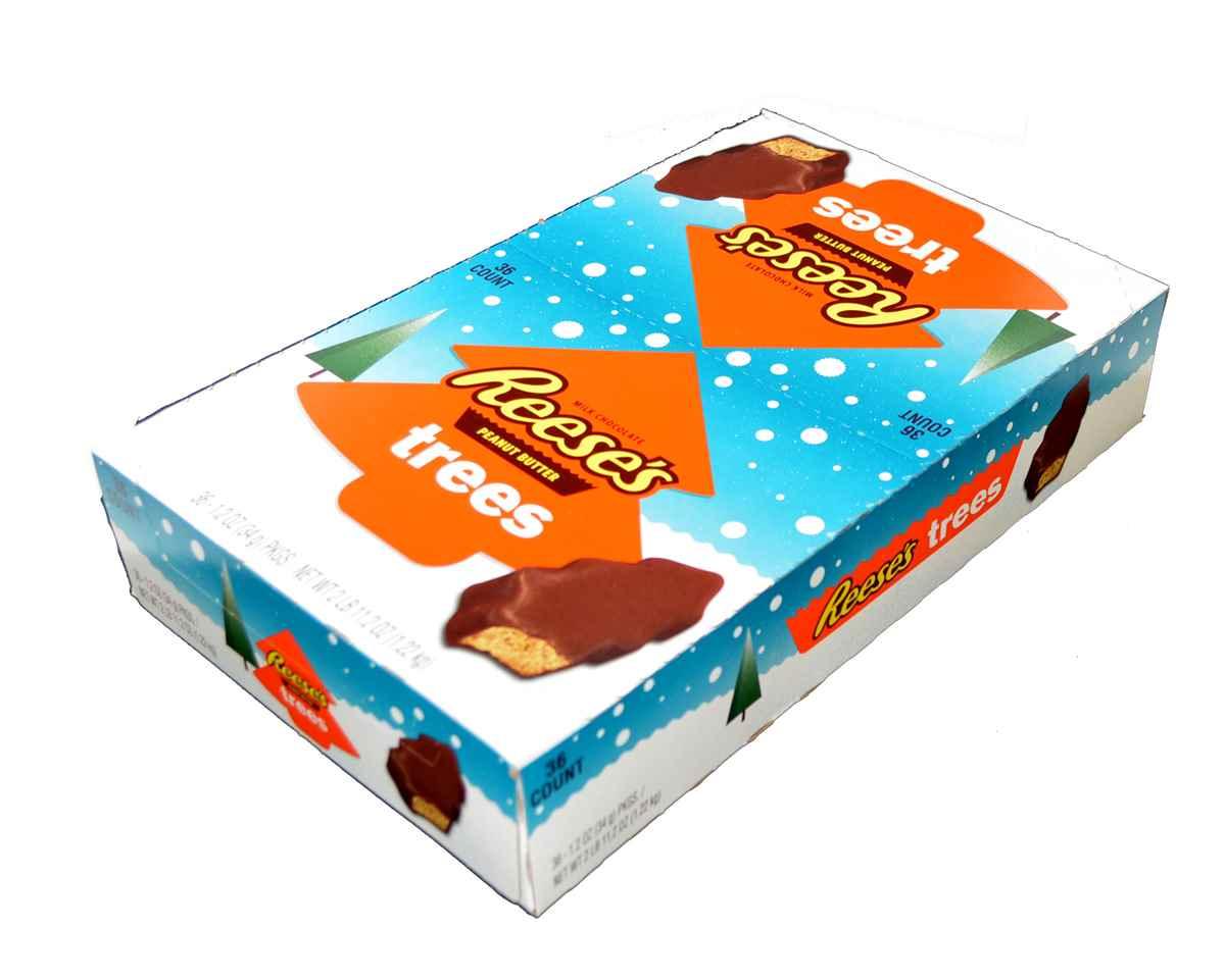 Reese's Peanut Butter Christmas Trees - CandyFavorites