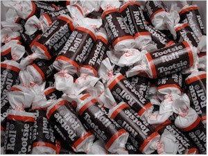 Tootsie Rolls Midgees Candy Jar - CandyFavorites