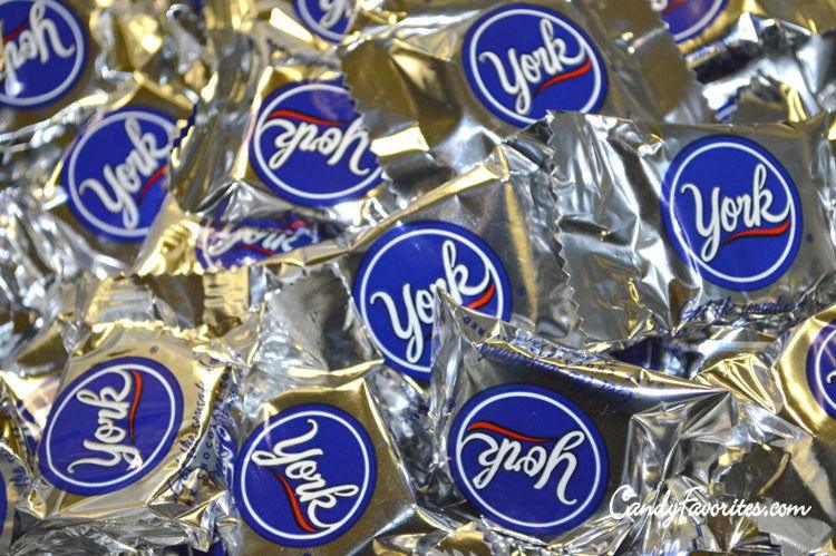 York Peppermint Patties Bulk - CandyFavorites
